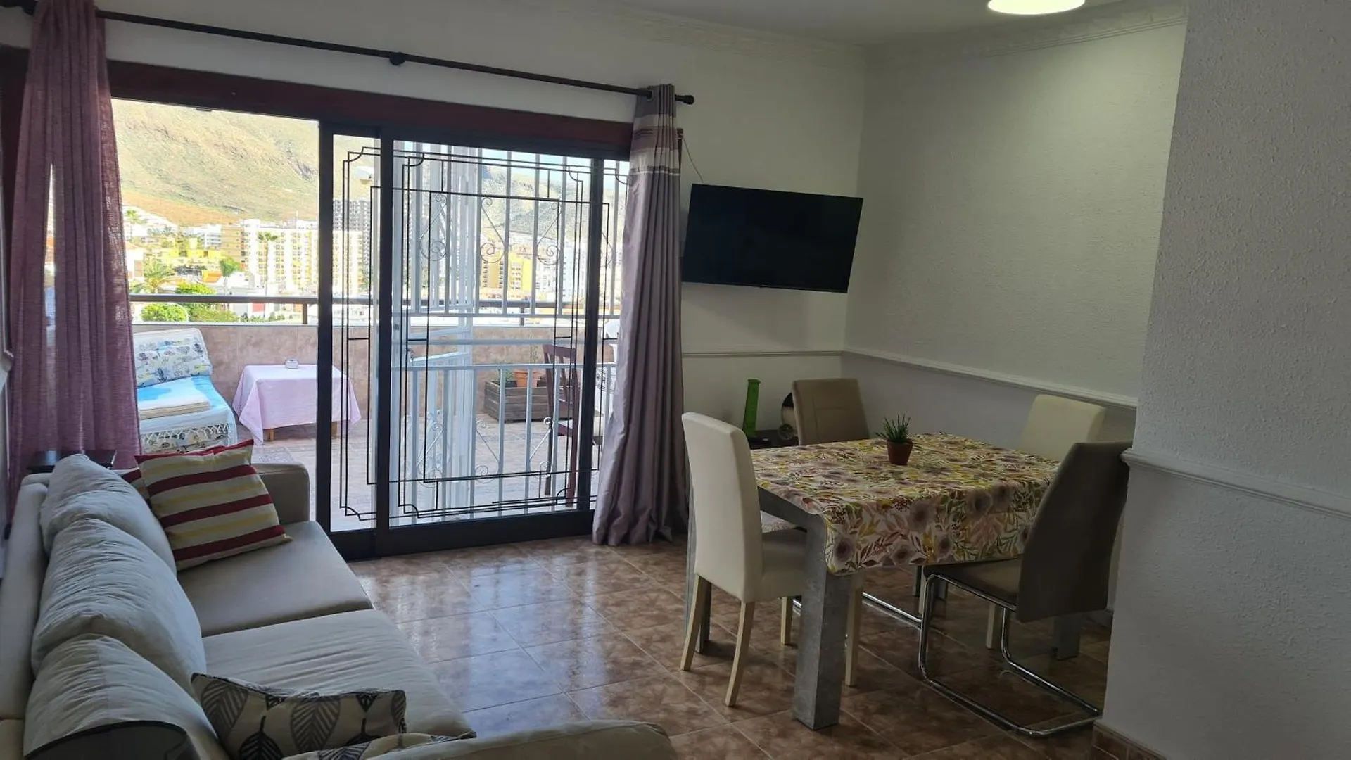 Colina Del Sur- South Hill Apartment Arona